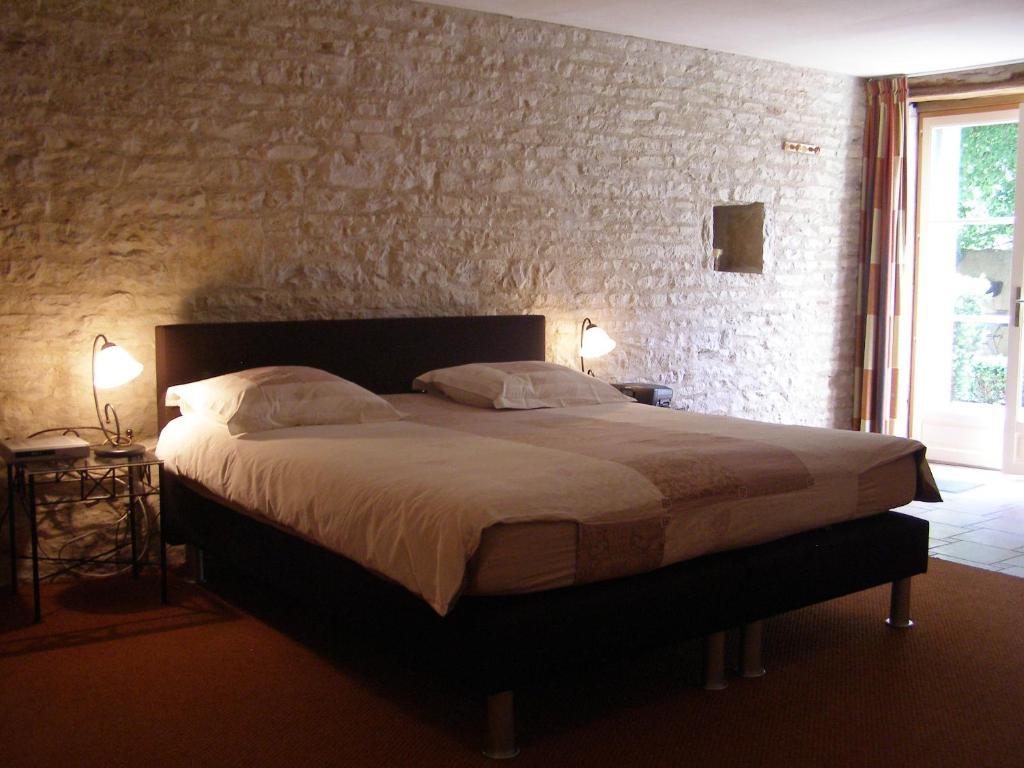 Charme Hotel La Dominotte Demigny 部屋 写真