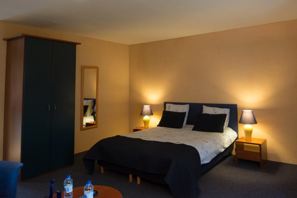Charme Hotel La Dominotte Demigny 部屋 写真